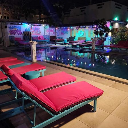 Хостел Mui Ne Hills Backpackers Экстерьер фото