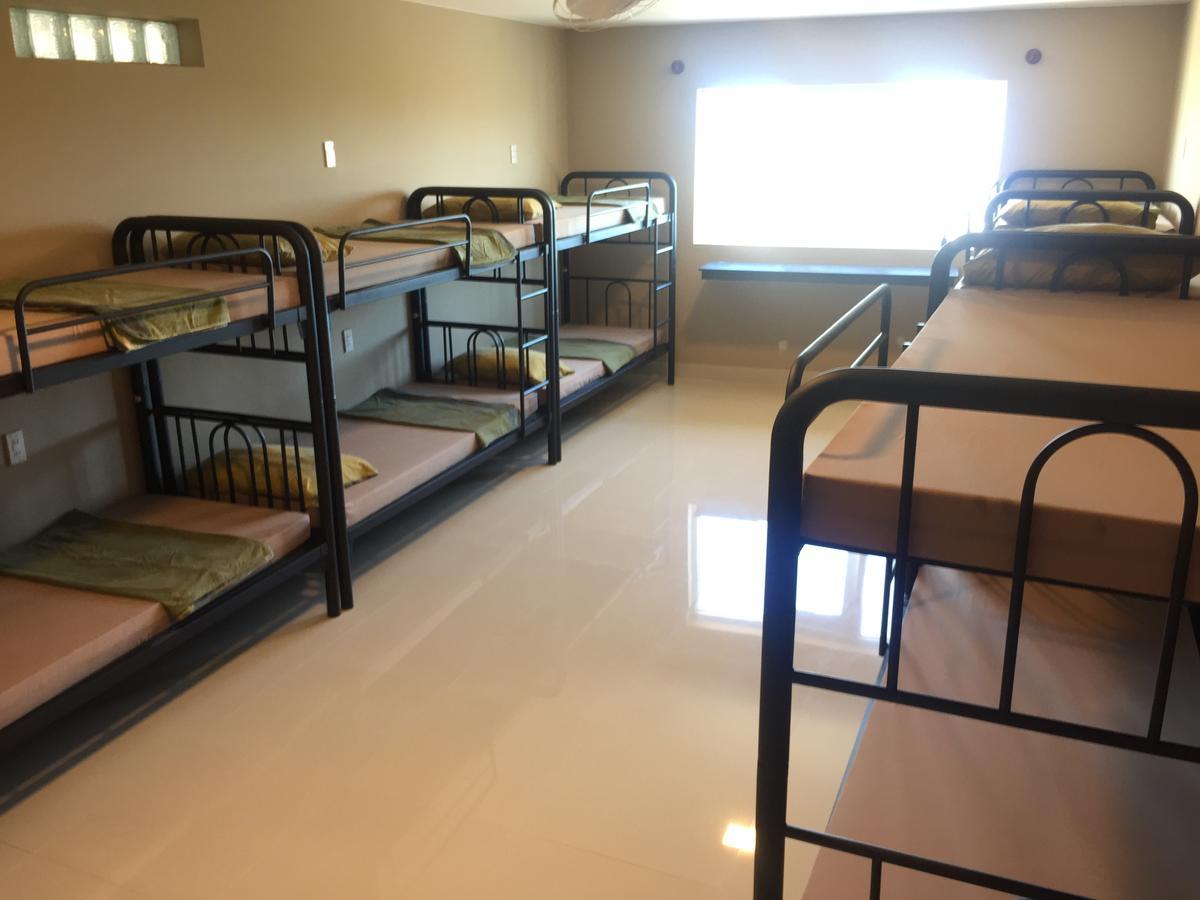 Хостел Mui Ne Hills Backpackers Экстерьер фото